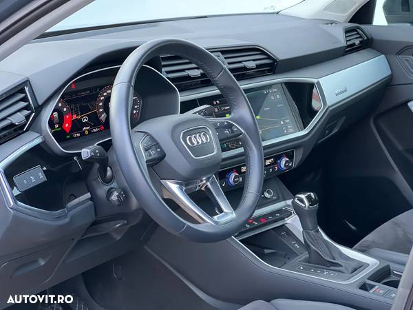 Audi Q3 2.0 40 TFSI S tronic quattro Advanced - 4