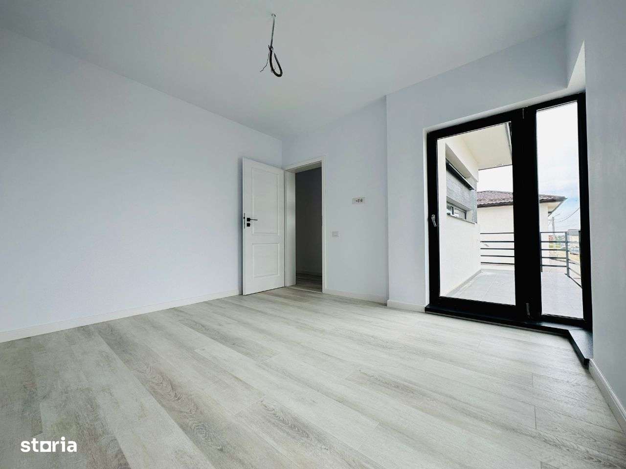 Vila Spatioasa 5 Camere - La intrare in Comuna Berceni - Imagine principală: 4/12