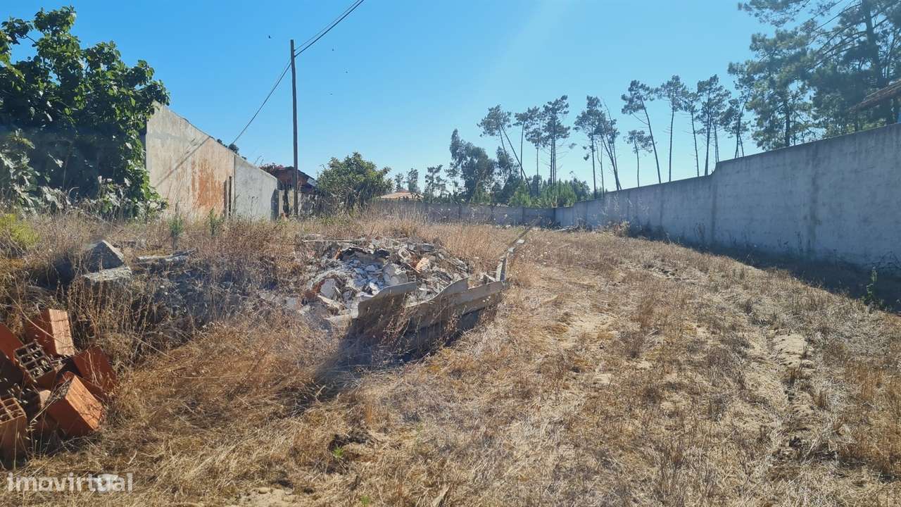 Moradia / Terreno / Furo / Coimbrão / Leiria-11