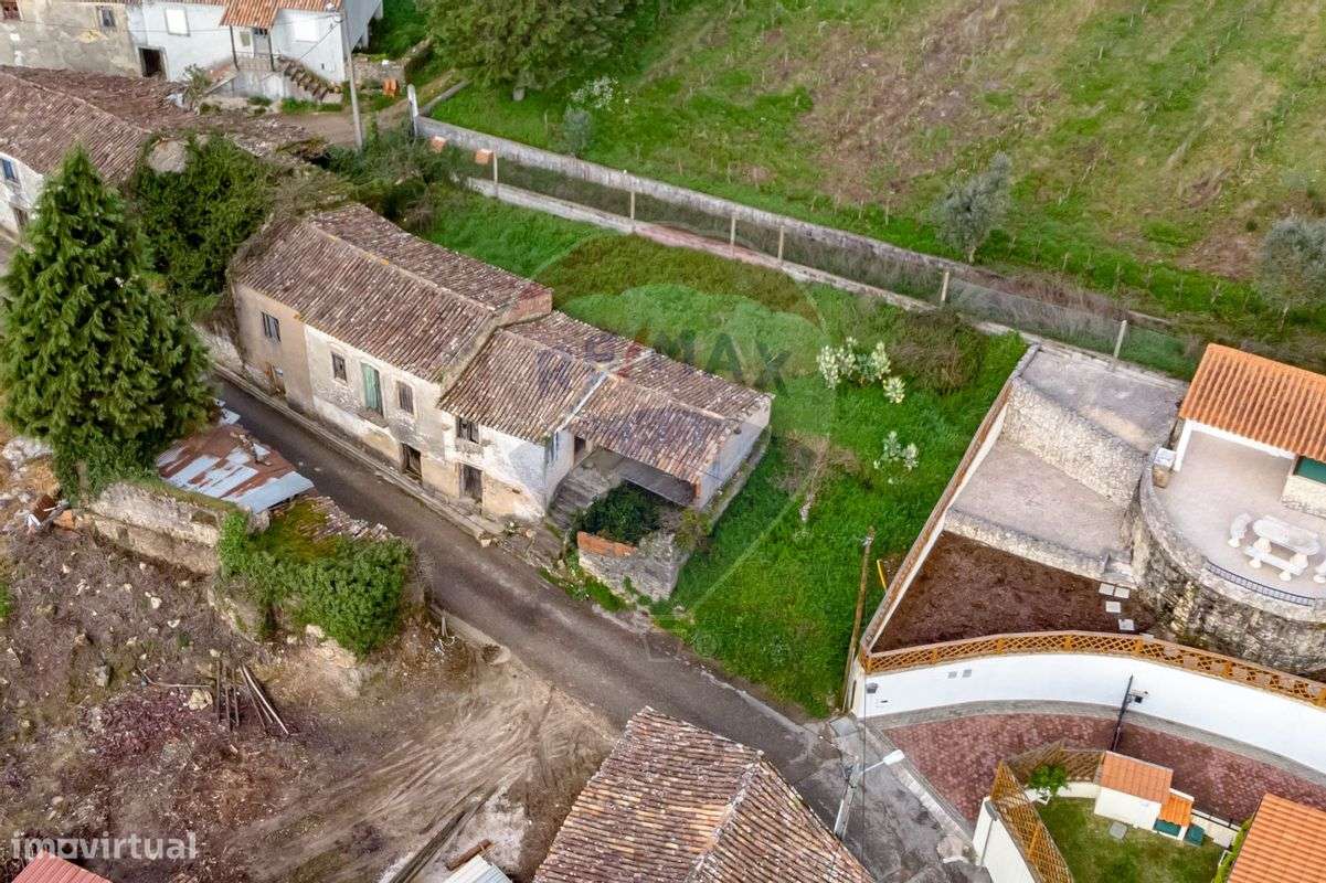 Moradia T2 para venda - Grande imagem: 1/11