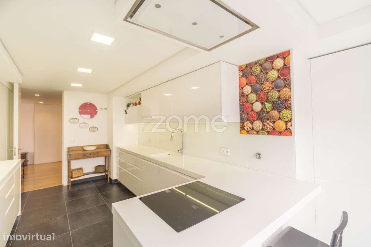 Penthouse T4 com vista mar-10