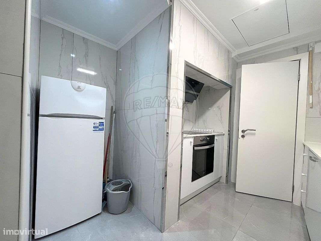 Escritório T2 para venda-14