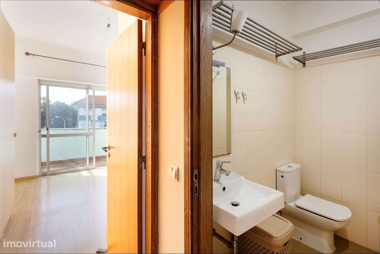 Apartamento T1 em Santo Amaro de Oeiras, Oeiras - Grande imagem: 4/20