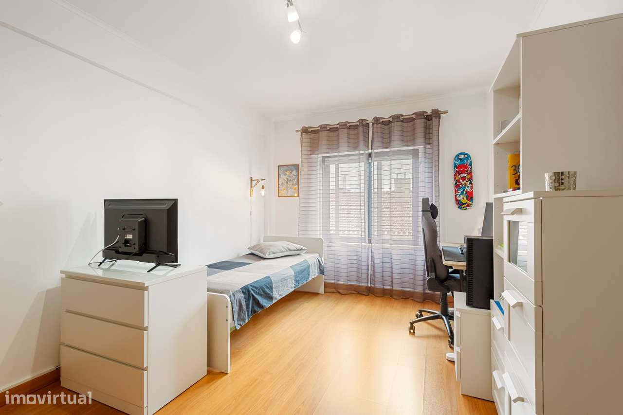 T3 Totalmente Remodelado no Bom Sucesso – Alverca do Ribatejo-12