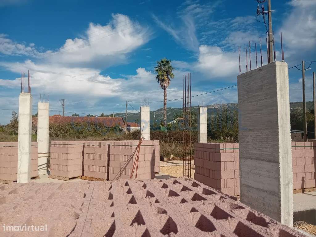Moradia Térrea V3 Vista serra, lote 1645m2, Lagoa do Cão-10