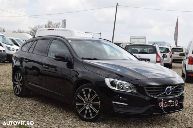 Volvo V60 D4 Kinetic - 1