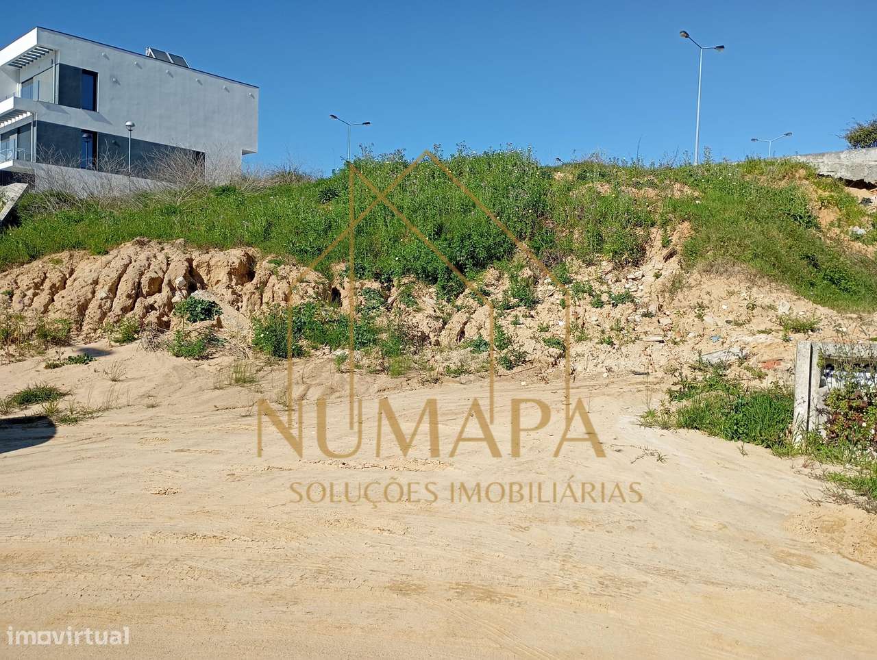 Terreno Urbano com Projeto Aprovado – Quinta da Genoveza-7