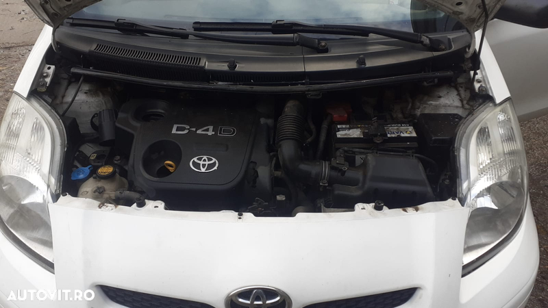 Alternator Toyota Yaris - 1