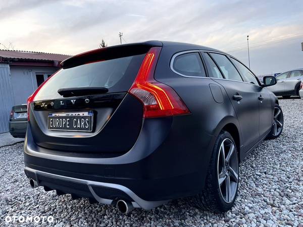 Volvo V60 D3 Geartronic R-Design - 2