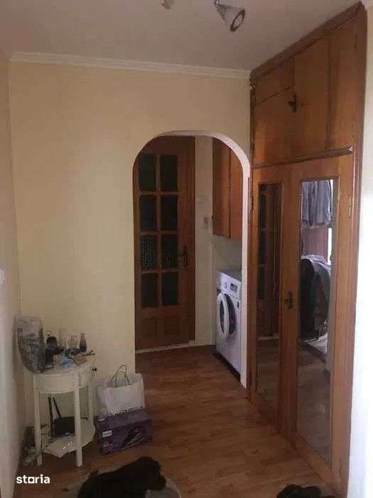Apartament 2 camere confort 1 decomandat zona Radu Negru, renovat 2017 - Imagine principală: 3/8