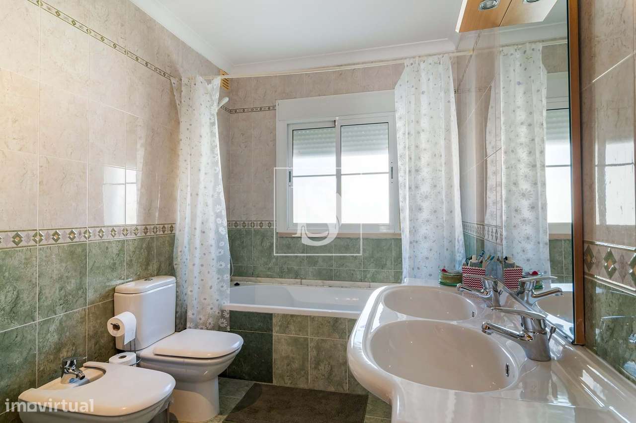 Moradia Isolada , Carregado-17