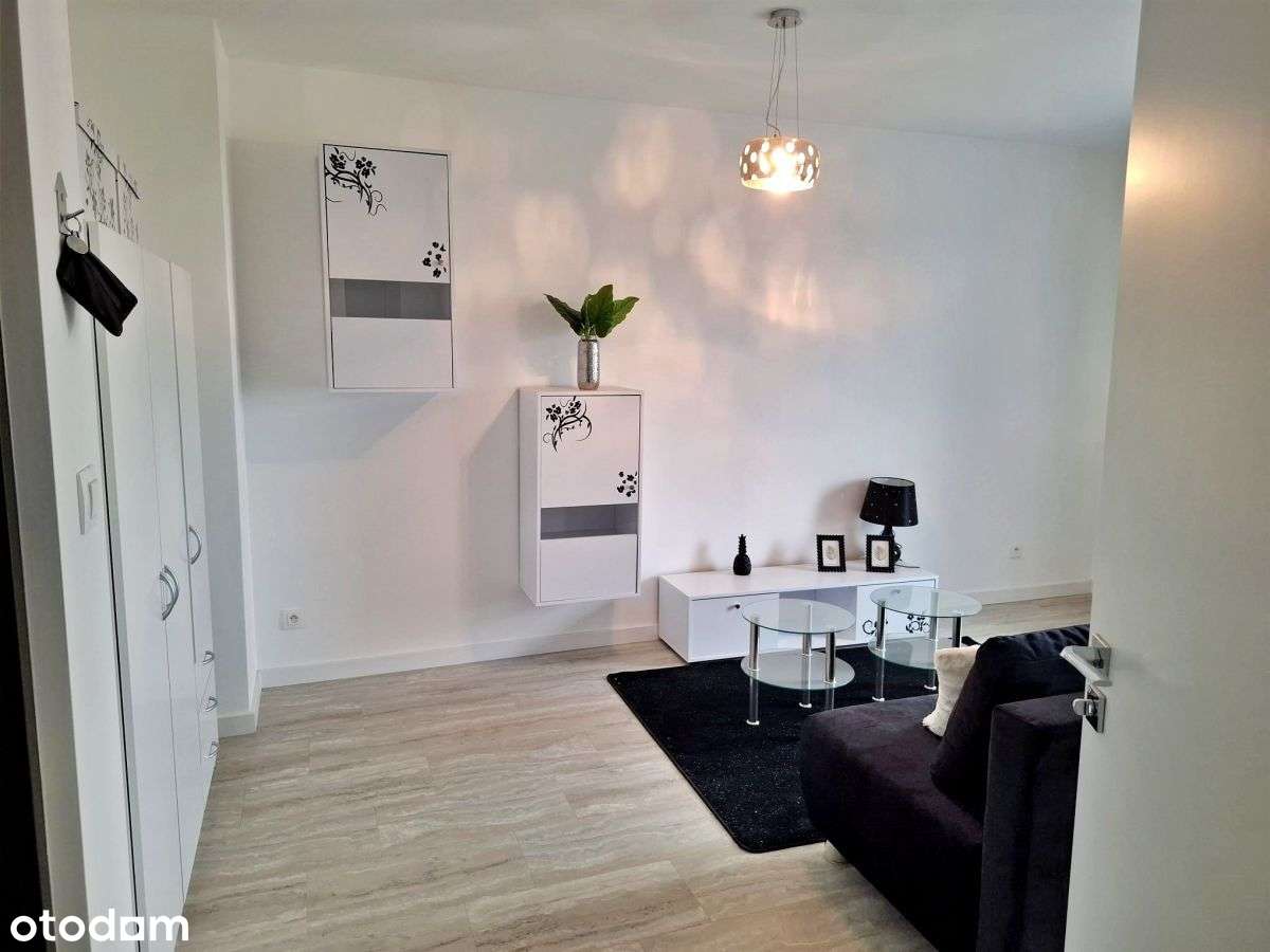 Mieszkanie podzielone na dwie kawalerki!!-9