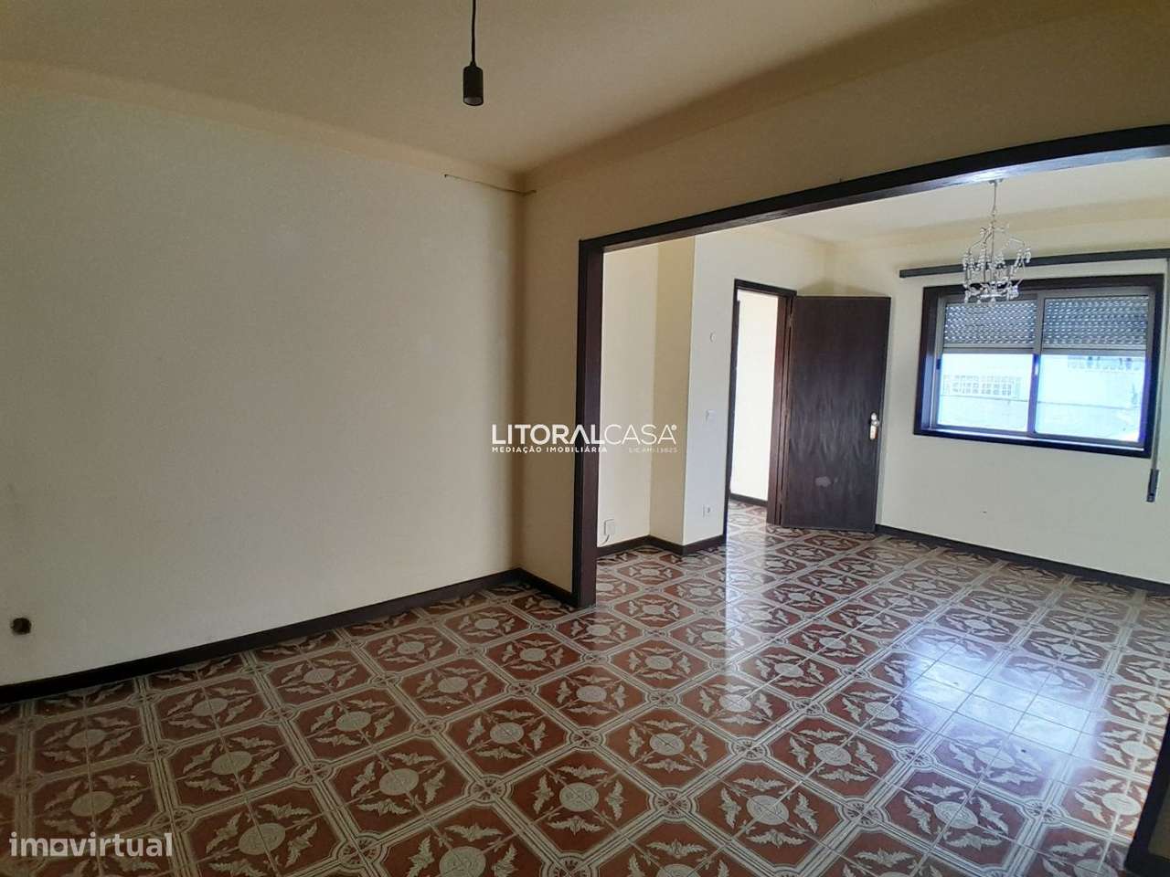 Moradia T2+1 com garagem e telheiro na Borralha - Grande imagem: 5/21