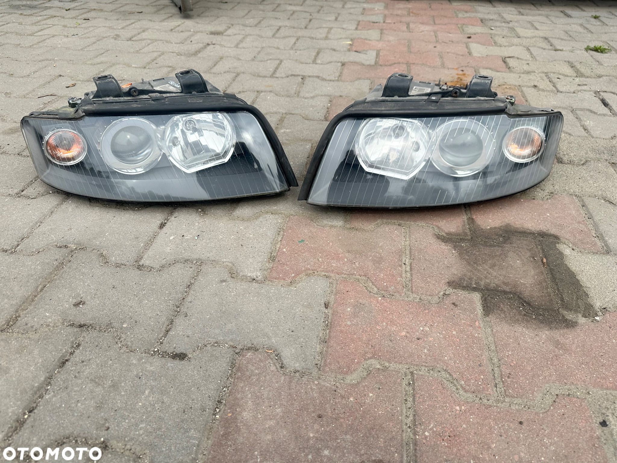 Audi a4 b6 lampa przód prawa lewa xenon - 1