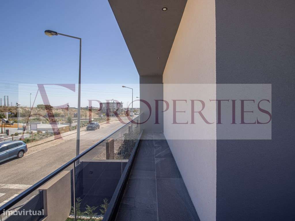 Moradia de luxo isolada com piscina aquecida, jardim e acabamentos ...-36