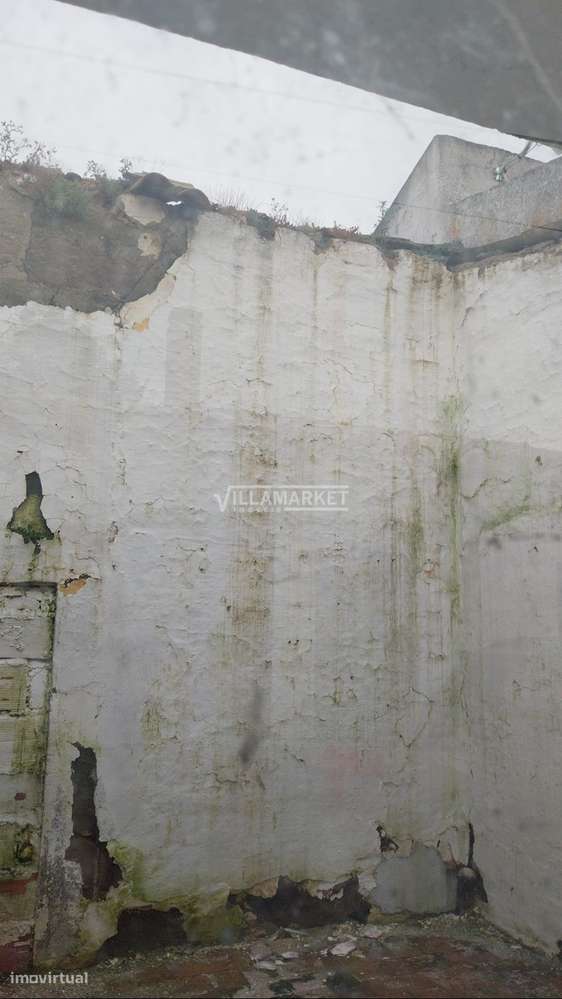 Moradia em banda da banca de tipologia T2, em  S Matias , Freguesia de - Grande imagem: 3/9