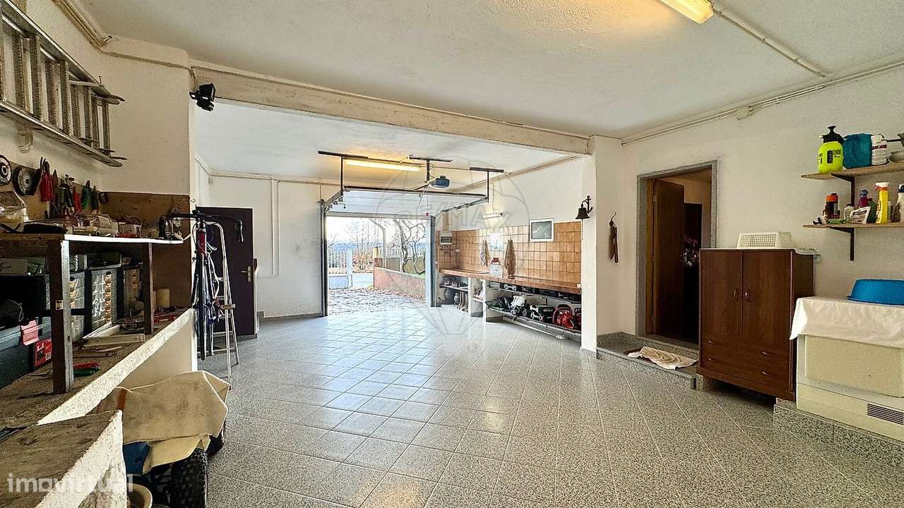 Moradia T4 para venda-25