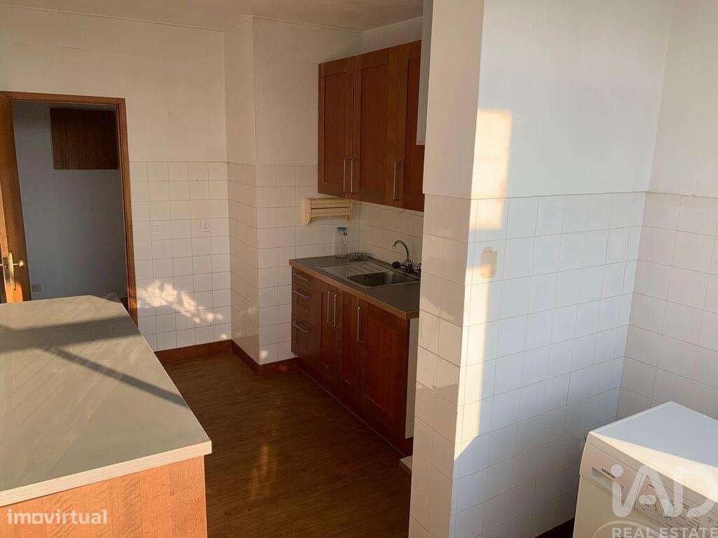 Apartamento T2 em Alcabideche de 70,00 m2 - Grande imagem: 4/14