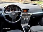 Opel Astra III GTC 1.6 Sport - 26