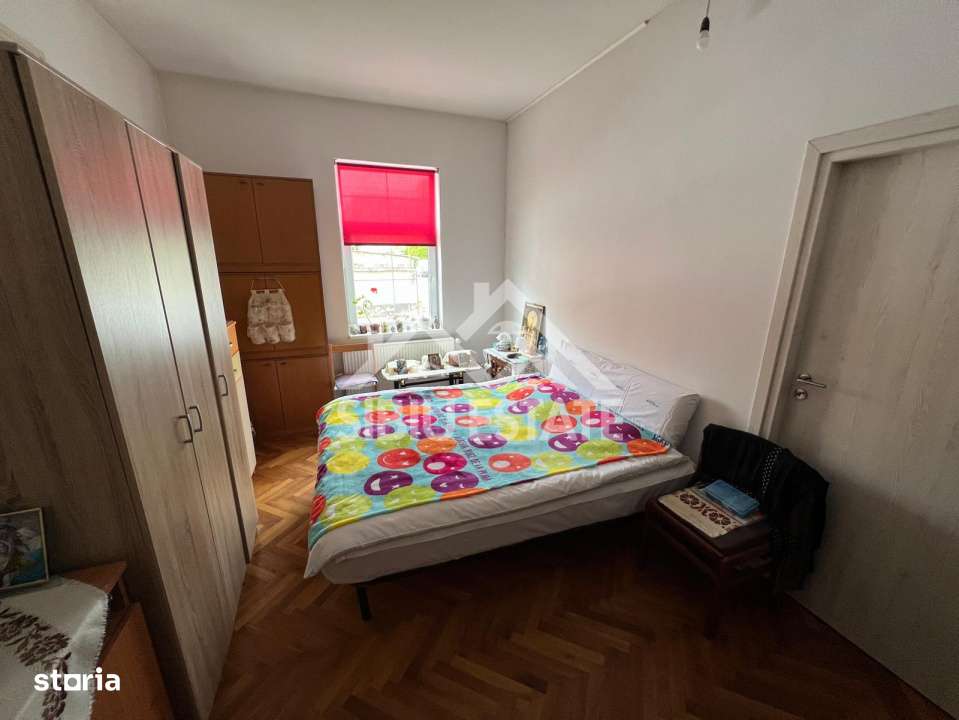 De vanzare: Proprietate cu 2 unitati locative ,Zona Lupeni, Sibiu - Imagine principală: 5/12