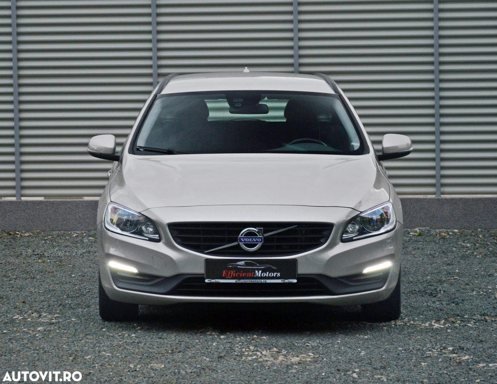 Volvo V60 D2 Geartronic Kinetic - 14