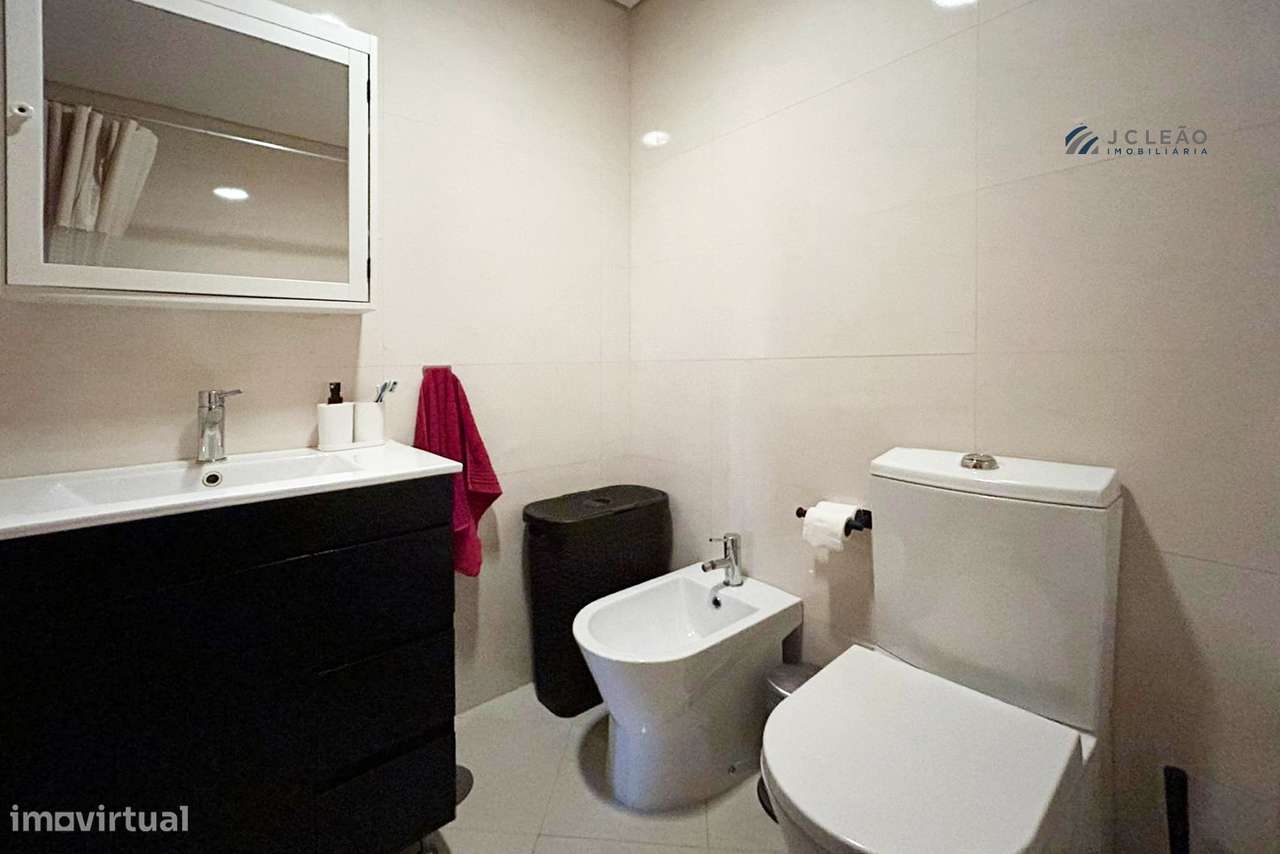 Apartamento T2 em Custóias-16