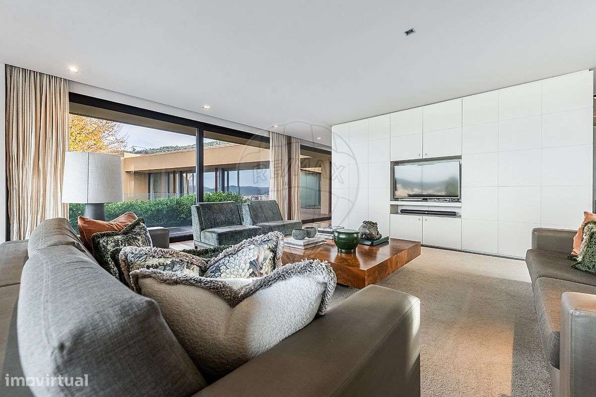 Moradia T5 para venda-32