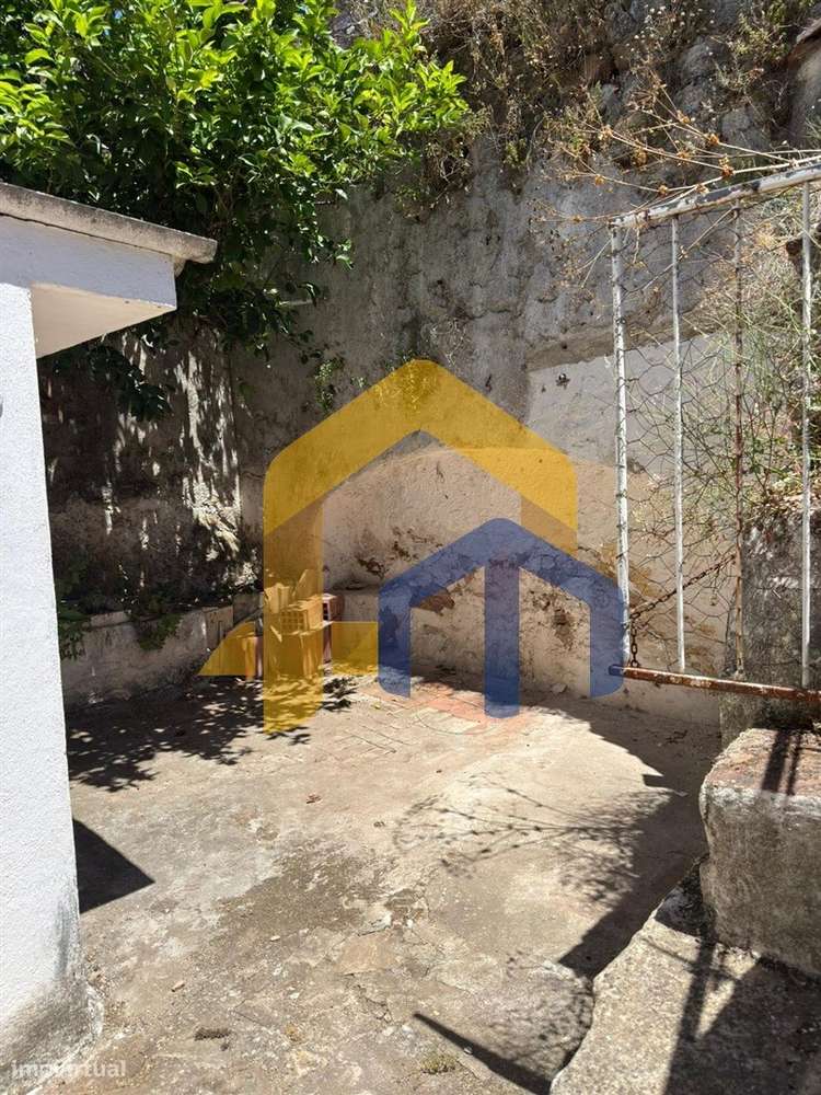 Moradia T1 com Jardim | Dentro da Muralha de Estremoz-26
