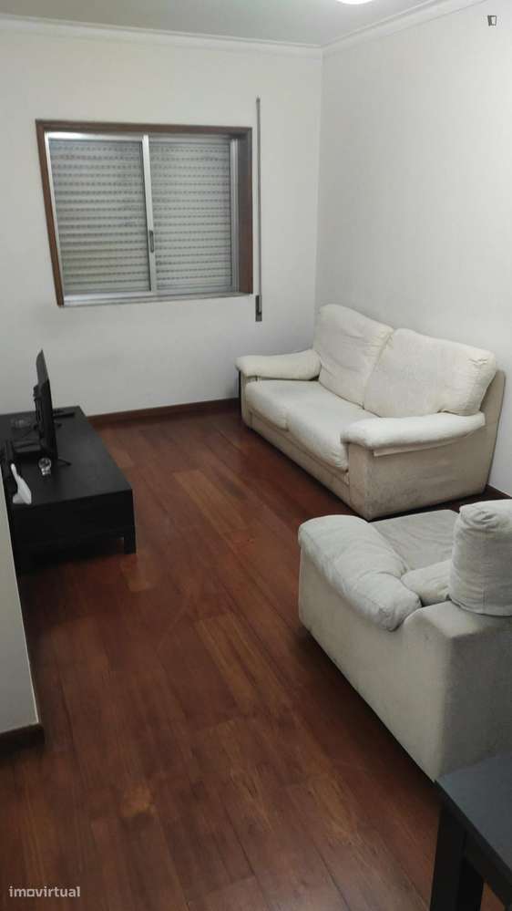 Quarto - localizado em Sé de Braga e São Lázaro Braga - Grande imagem: 4/5