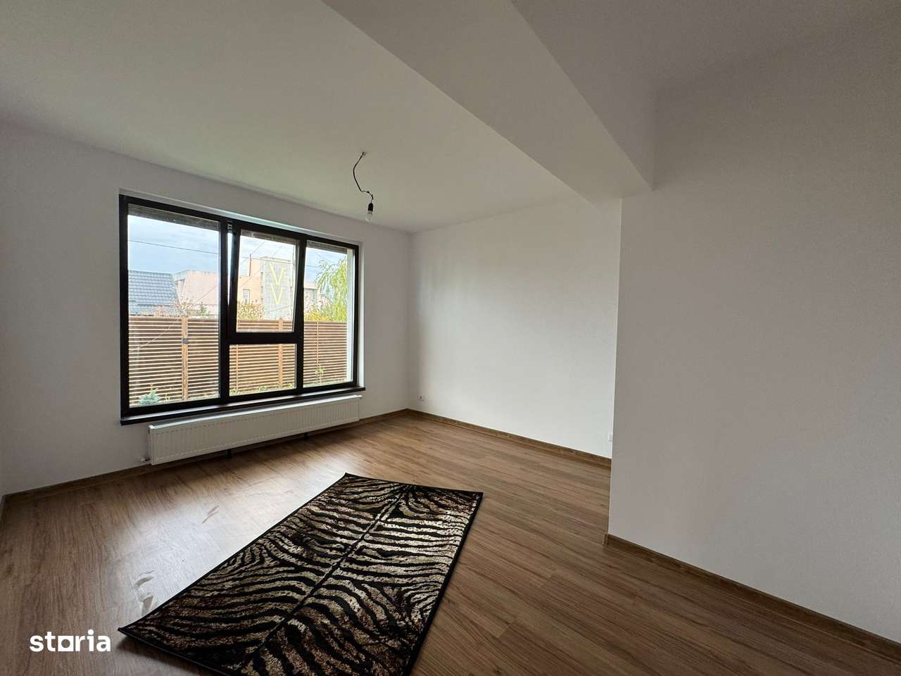 Casă pe parter || 3 camere 1 baie || teren 380 mp || - Imagine principală: 4/10