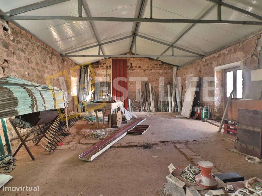 Moradia T3 inserida num lote de 422m2 - POTENCIAL HABITACIONAL - Ca... - Grande imagem: 5/22