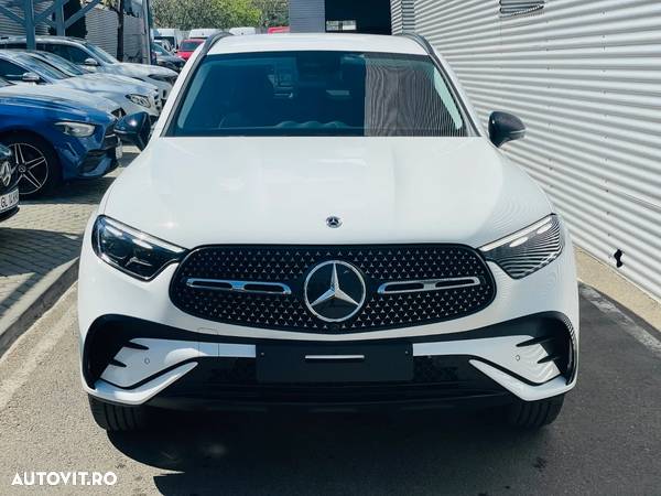 Mercedes-Benz GLC 300 e 4MATIC - 3