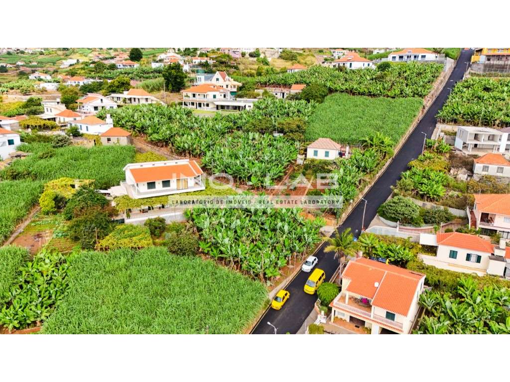 Terreno com 430m2 - Ponta do Sol-9