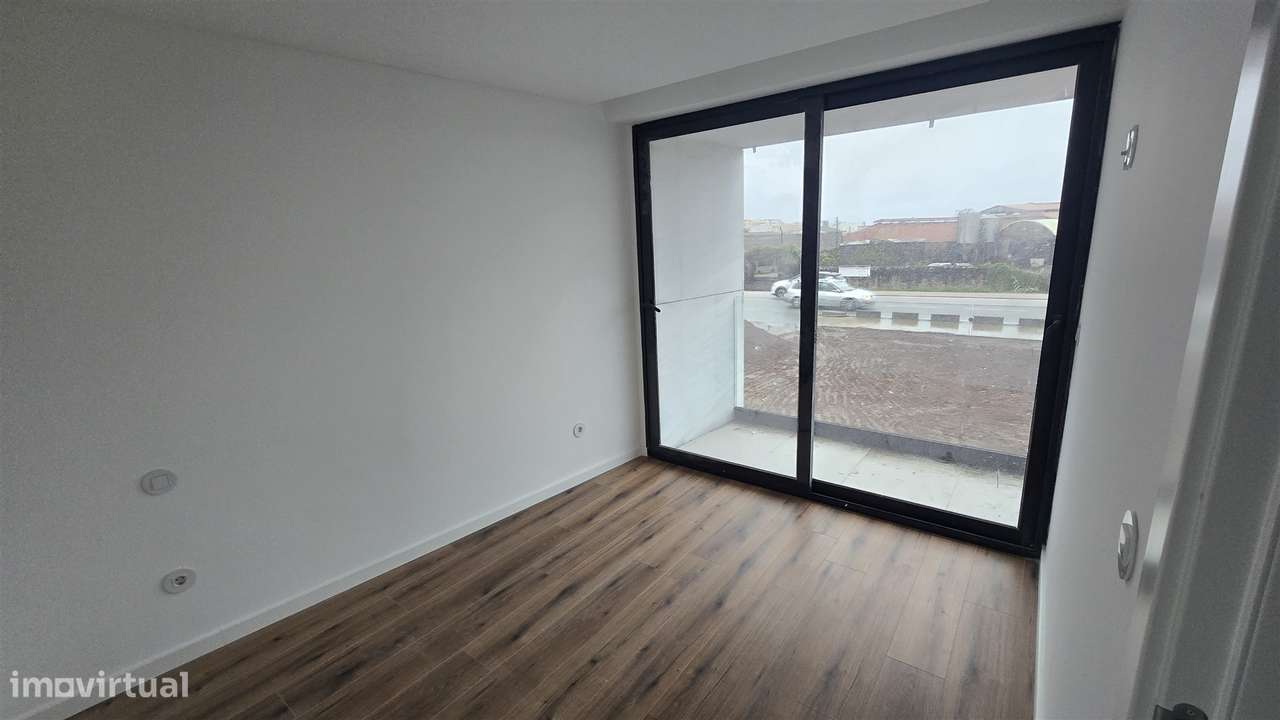 ARRENDAMENTO - Apartamento T1 NOVO na Póvoa de Varzim - Grande imagem: 5/13