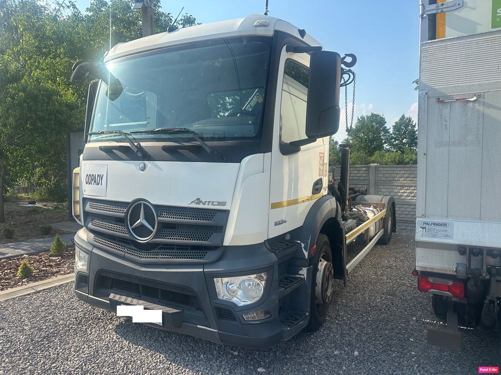 Mercedes-Benz Antos 2015
