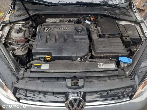 Volkswagen Golf VII 1.6 TDI BMT Comfortline - 23