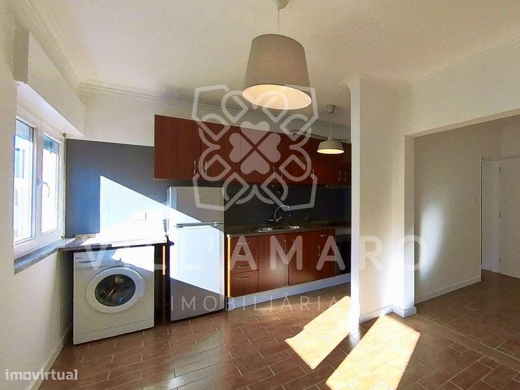 Apartamento T1, Remodelado, centro Venda do Pinheiro-4