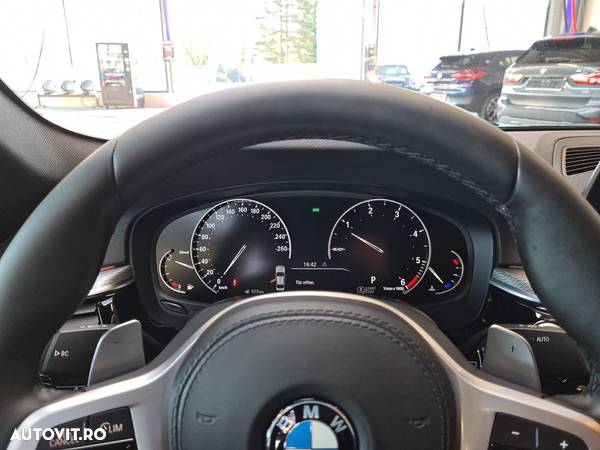 BMW Seria 5 - 12