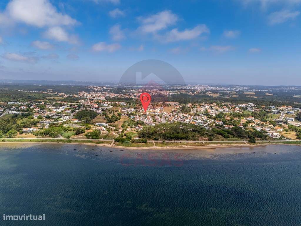Moradia com Carácter e Encanto com Vista para a Lagoa de Óbidos-40