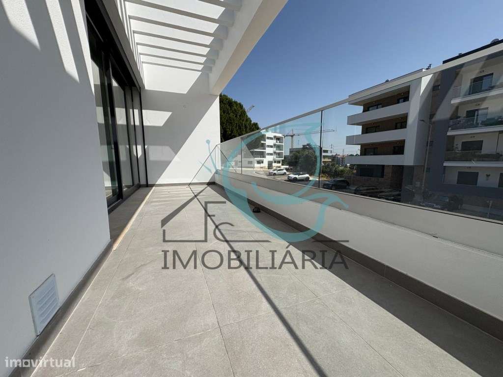 Moradia T3 com acabamentos de Luxo e Piscina - Quinta da Amizade-42