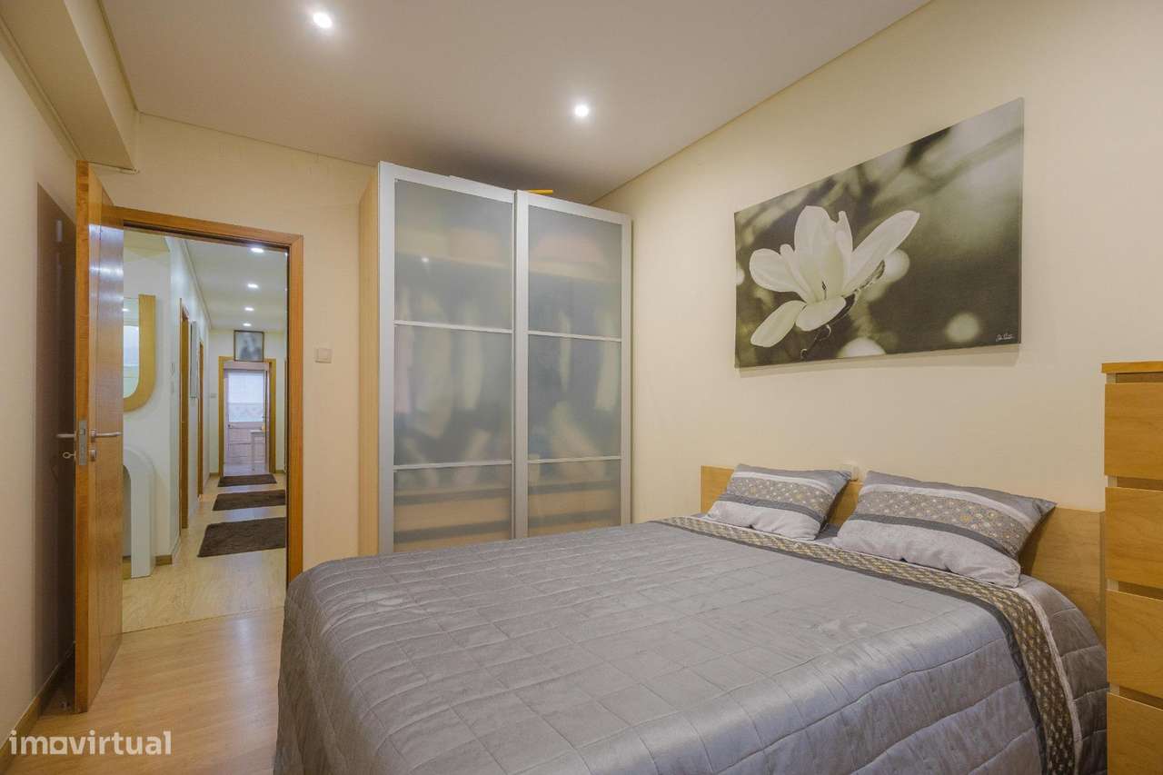 Andar Moradia T3 – Rés do Chão Totalmente Remodelado-17