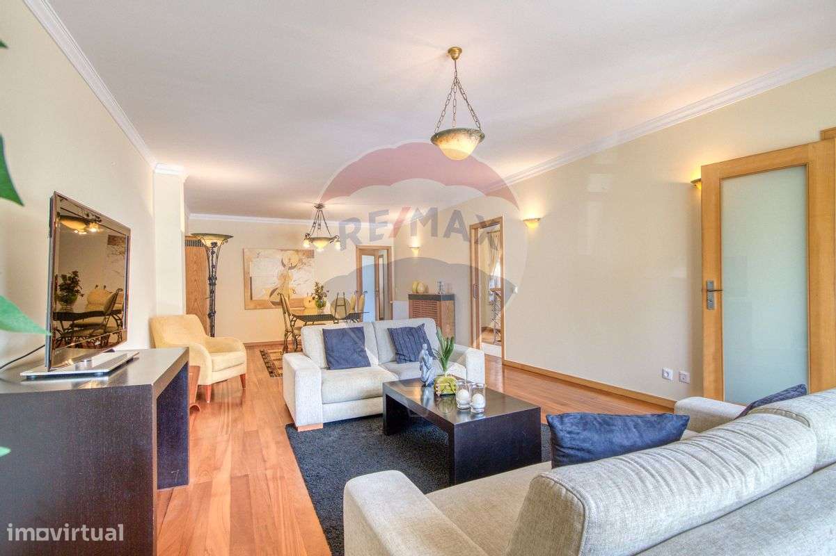 Moradia T4 para venda - Grande imagem: 2/31