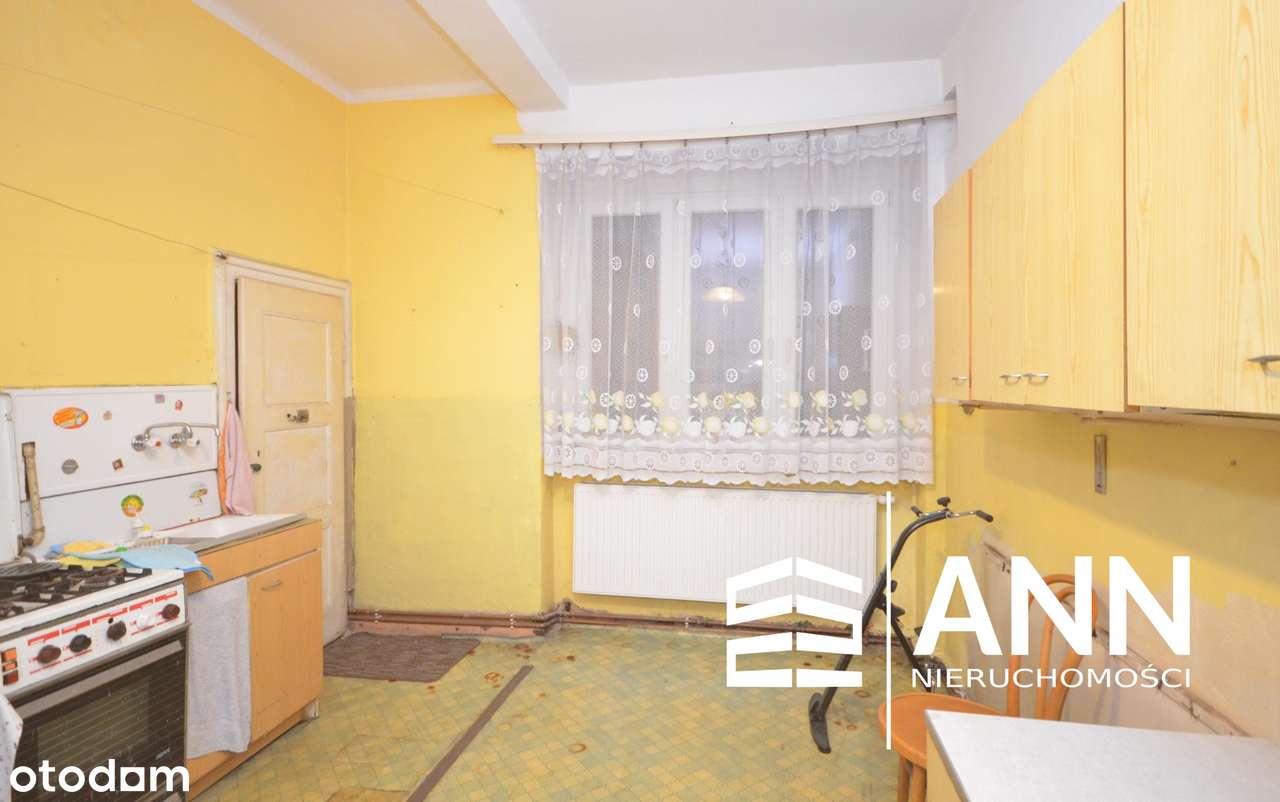 Dwupokojowe mieszkanie w Bytomiu z miejskim CO-3