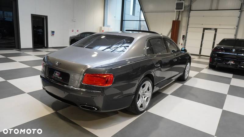 Bentley Continental Flying Spur GTC W12 - 16