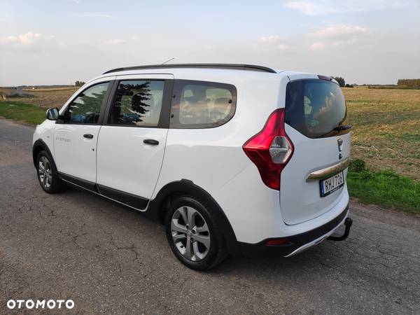 Dacia Lodgy dCi 110 Stepway - 23