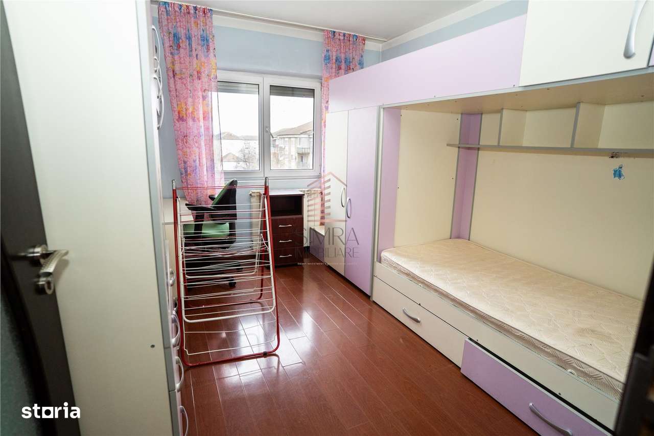 Apartament 3 camere decomandat str Gradinarilor-8