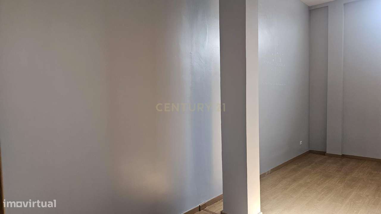 Loja para Arrendamento no Centro da Cidade da Maia - Grande imagem: 4/17