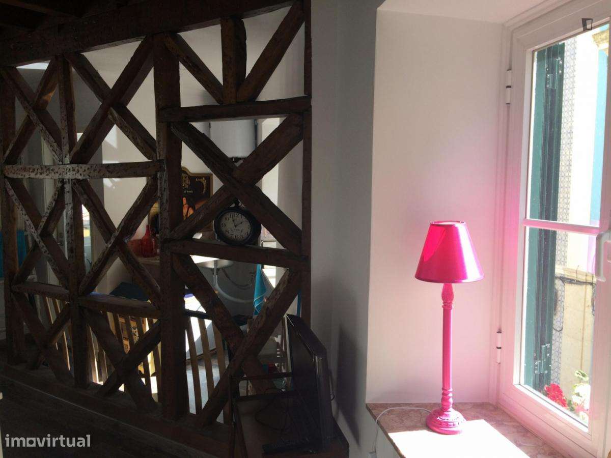 Estúdio - localizado em Santos Lisbon - Grande imagem: 5/6