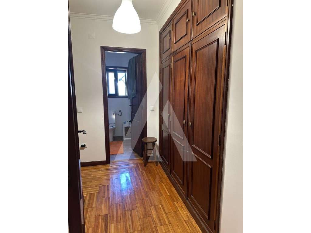 Apartamento T3 em São Roque-16