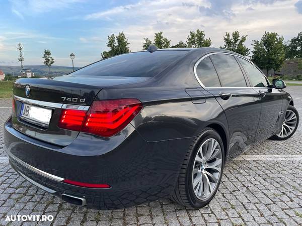 BMW Seria 7 740d xDrive Edition Exclusive - 14